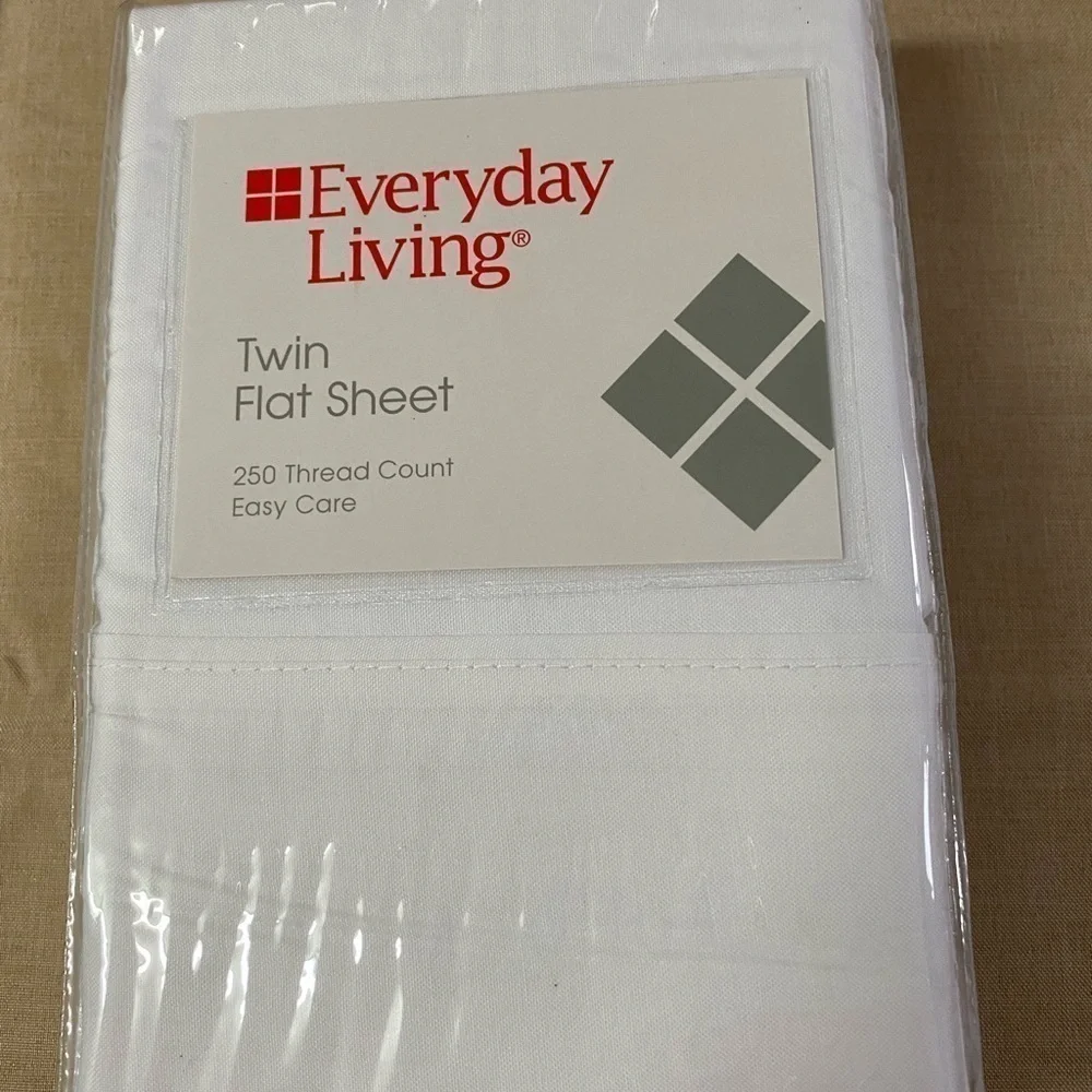 Everyday Living Twin Flat Sheet 250 Thread Count (DF)